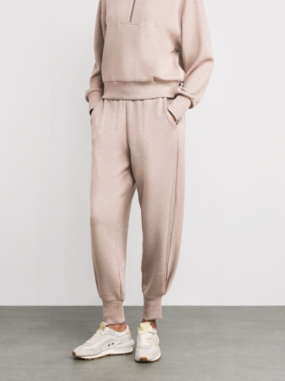Varley DoubleSoft Joggers in Warm Taupe